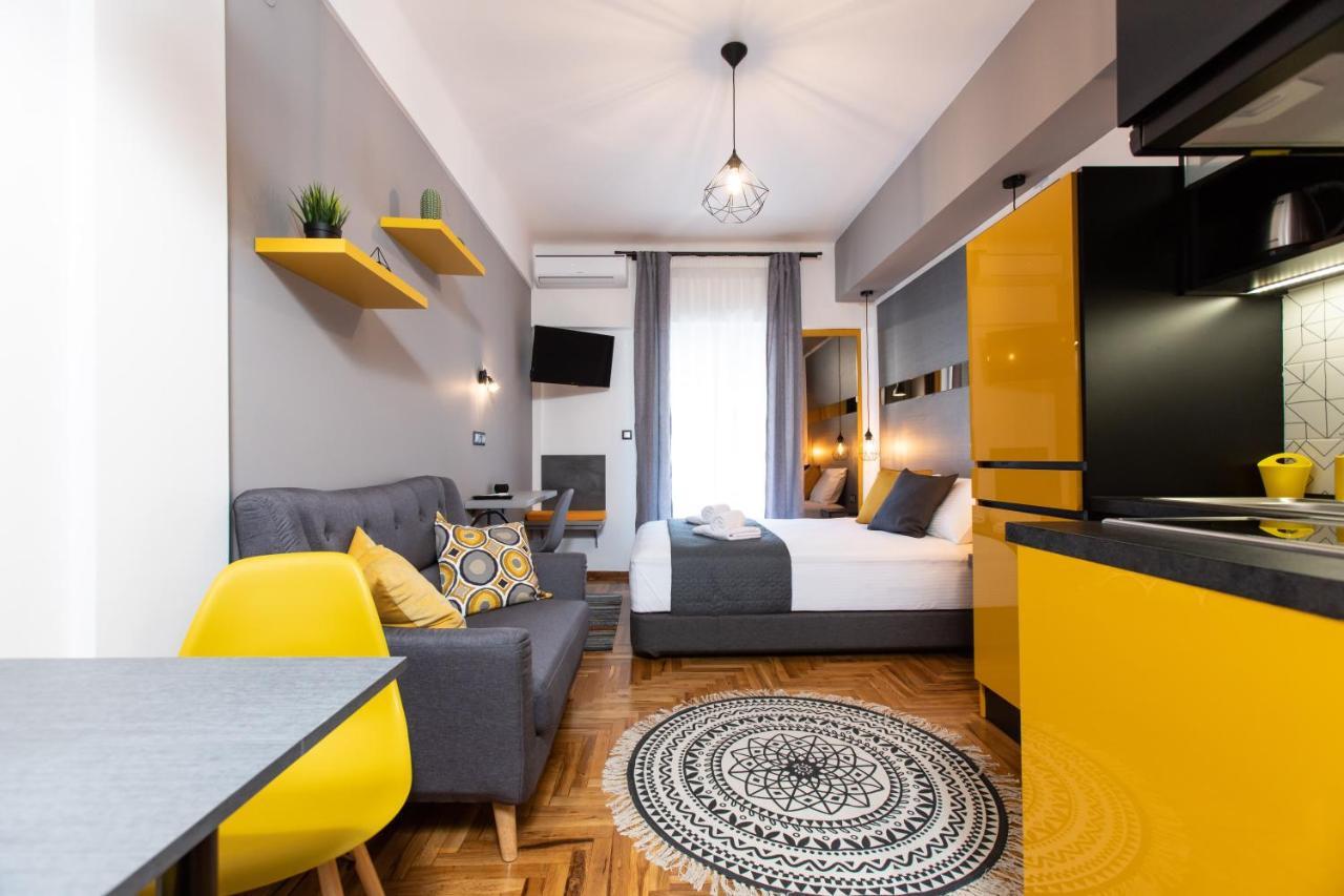 Downtown Luxury Boutique Suites : The Yellow Suite Салоники Экстерьер фото